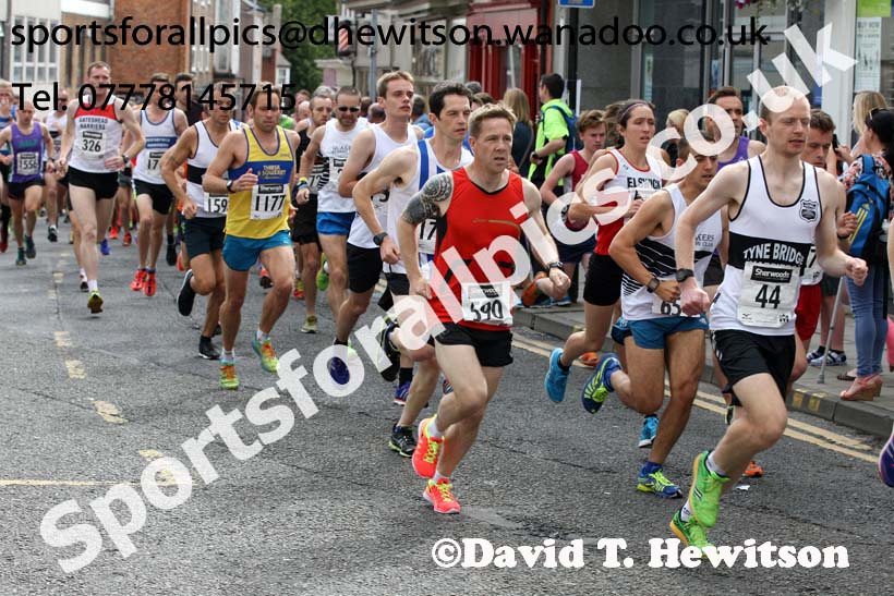 Start of the Darlington 10k Road Race. Photo: David T. Hewitson/Sports for All Pics